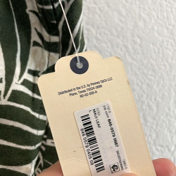 NEW St. John's Bay Green & White Maui Leaf Pull On Linen Blend Shorts Large - Picture 3 of 9